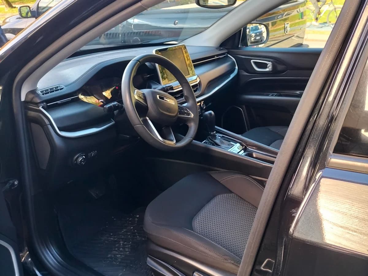 JEEP COMPASS LIMITED 1.3 AUT 1 2022 - Imagen 5
