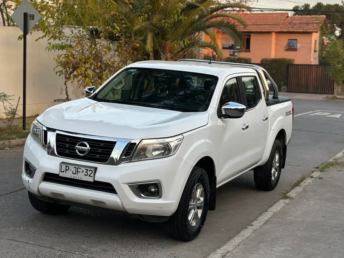 NISSAN NP300 4x2 2021 - Imagen 2
