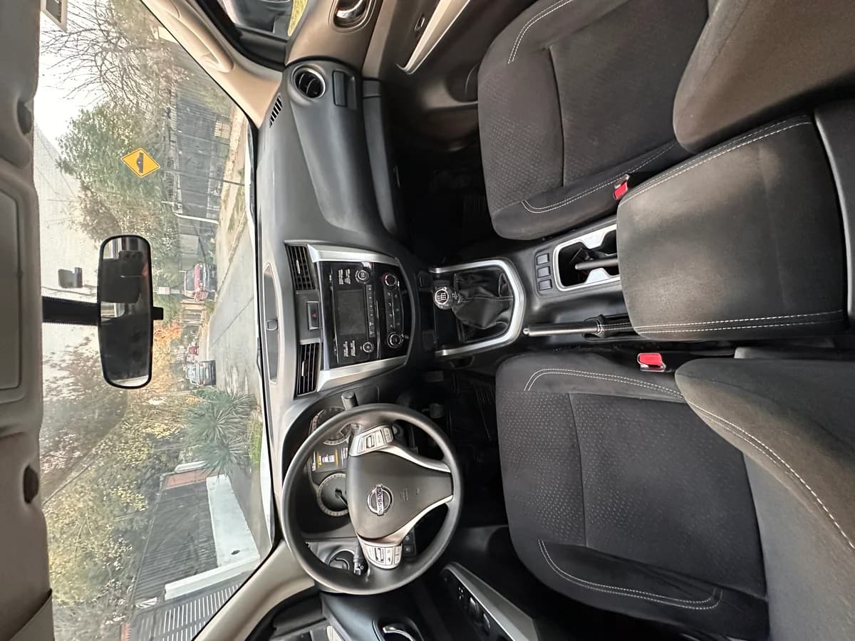 NISSAN NP300 4x2 2021 - Imagen 8