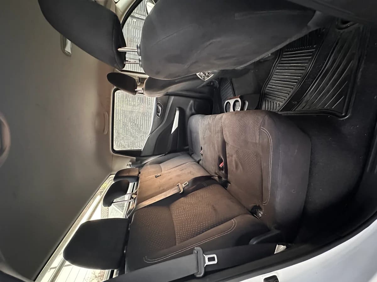 NISSAN NP300 4x2 2021 - Imagen 9