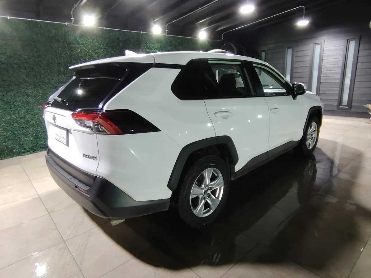 TOYOTA RAV 4 2.0 2.0 4x2 MT 2020 - Imagen 8