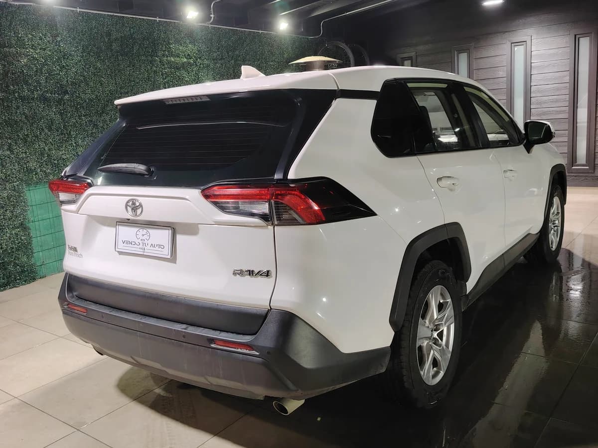 TOYOTA RAV 4 2.0 2.0 4x2 MT 2020 - Imagen 9