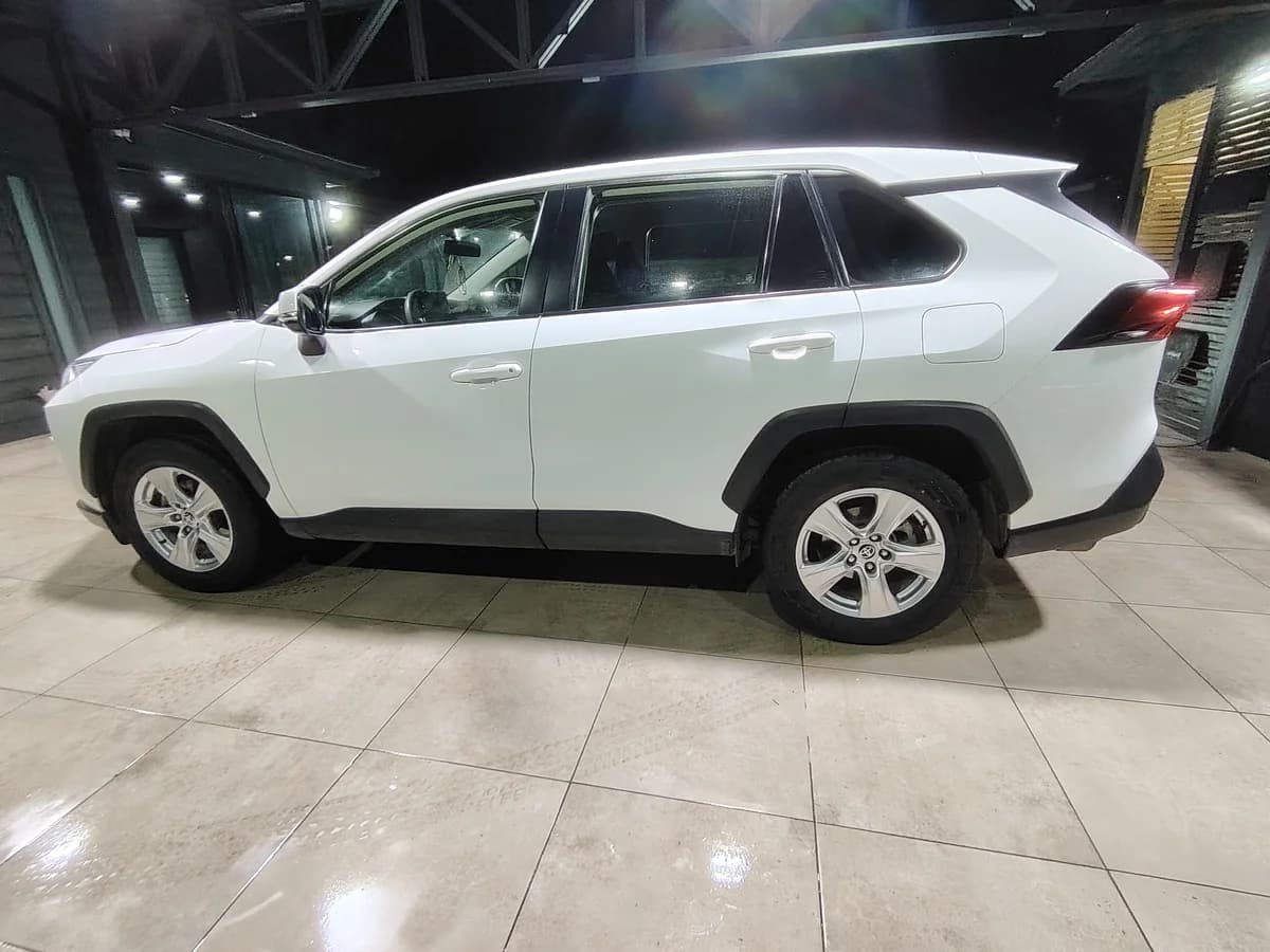 TOYOTA RAV 4 2.0 2.0 4x2 MT 2020 - Imagen 13