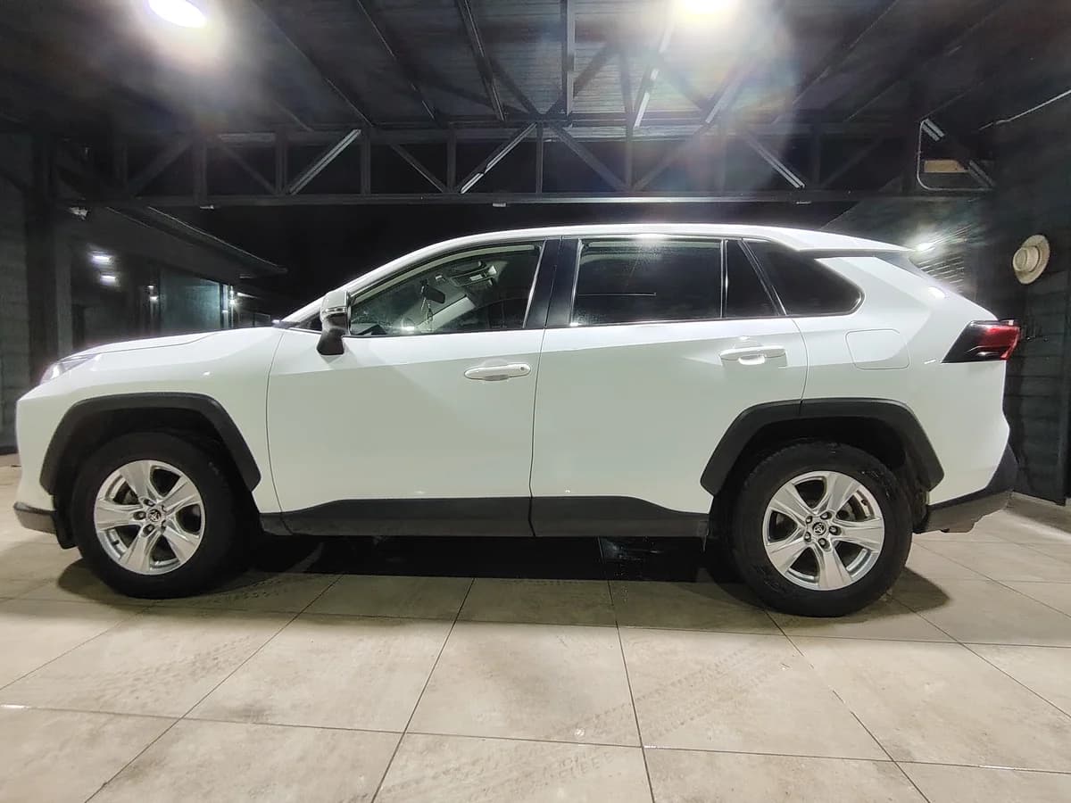 TOYOTA RAV 4 2.0 2.0 4x2 MT 2020 - Imagen 14