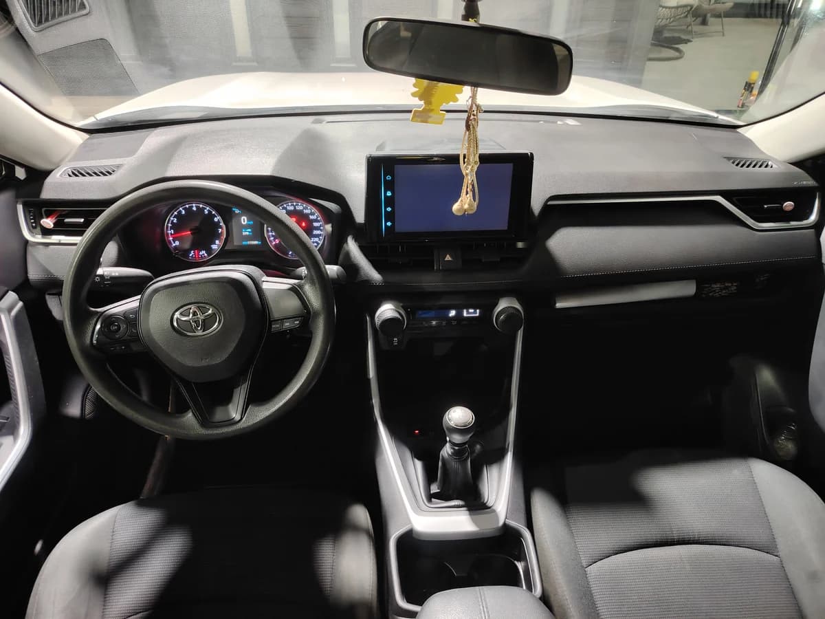 TOYOTA RAV 4 2.0 2.0 4x2 MT 2020 - Imagen 18