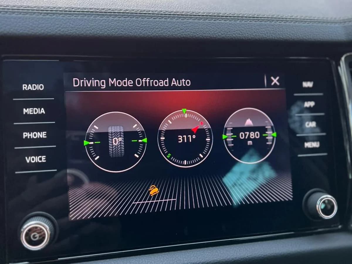 SKODA KODIAQ 4X4 2.0 AUT DIESEL 2022 - Imagen 15