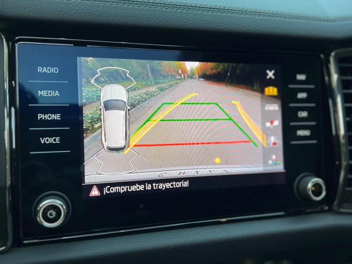 SKODA KODIAQ 4X4 2.0 AUT DIESEL 2022 - Imagen 21