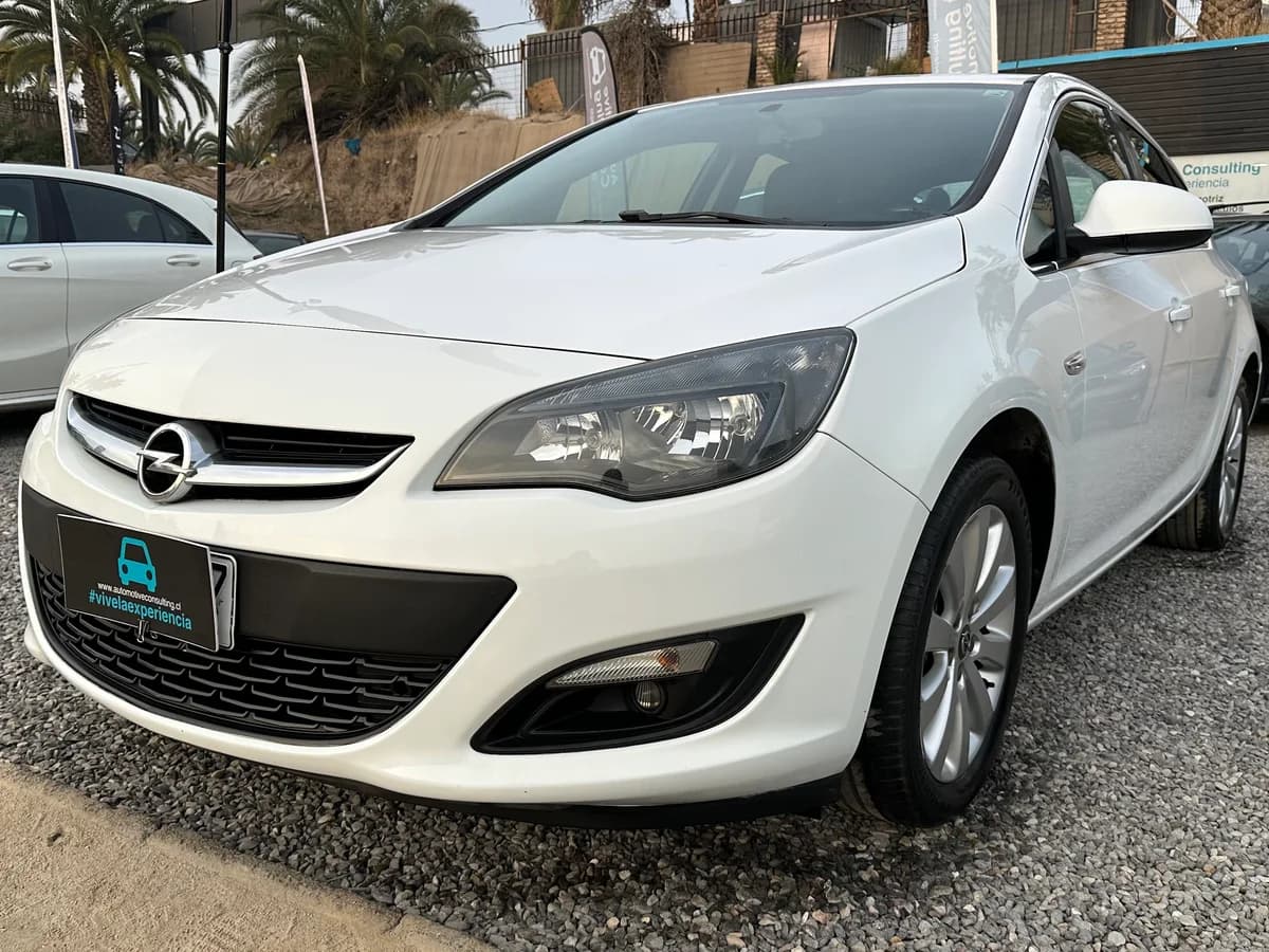 OPEL ASTRA HB 1.6 TURBO ENJOY R HB 1.6 TURBO ENJOY R 2015 - Imagen 1