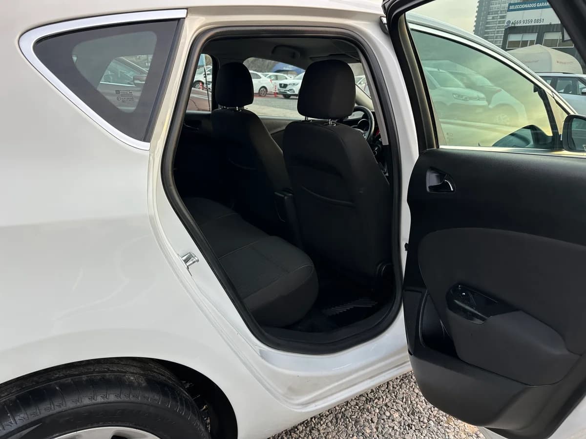 OPEL ASTRA HB 1.6 TURBO ENJOY R HB 1.6 TURBO ENJOY R 2015 - Imagen 19