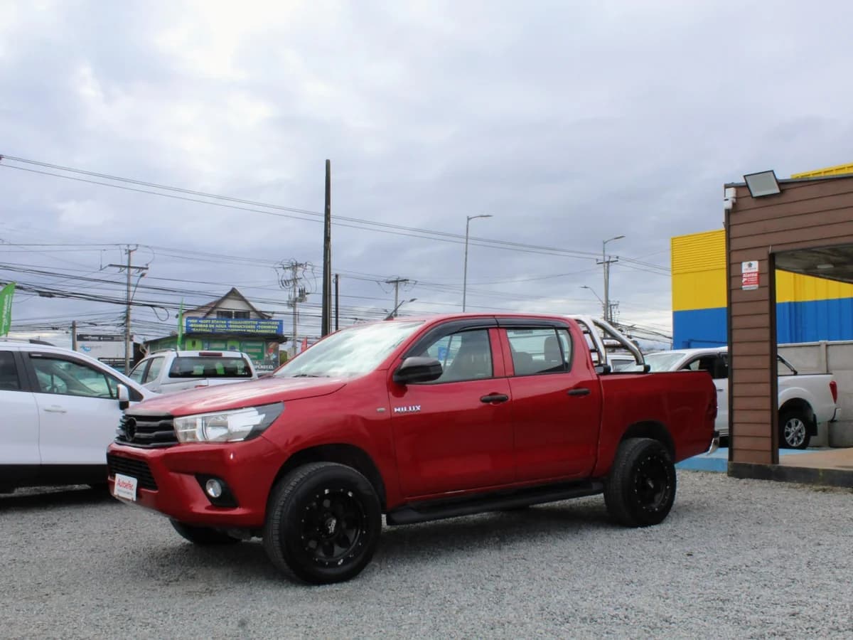 TOYOTA HI LUX D CAB 4X4 2.4 4x4 2018 - Imagen 1