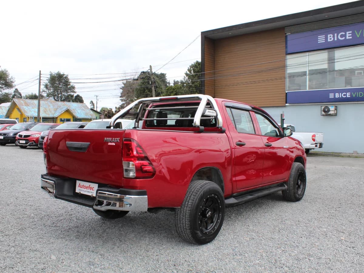 TOYOTA HI LUX D CAB 4X4 2.4 4x4 2018 - Imagen 8