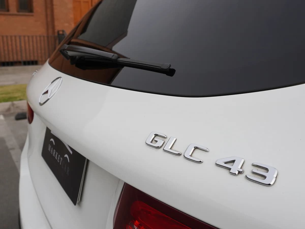 MERCEDES BENZ GLC 43 AMG 3.0 4Matic AMG 3.0 V6 Twin Turbo 4WD AT 5P 2018 - Imagen 16