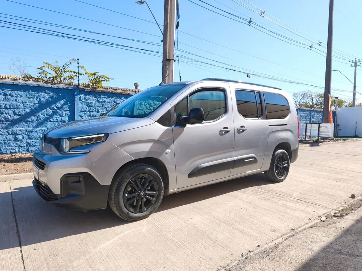 CITROEN BERLINGO K9 1.6 1.5 M BLUEHDI 100 BVM6 MT DIESEL MULTISPACE 2025 - Imagen 3