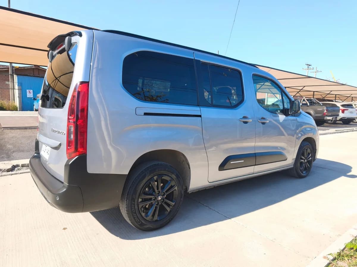 CITROEN BERLINGO K9 1.6 1.5 M BLUEHDI 100 BVM6 MT DIESEL MULTISPACE 2025 - Imagen 9