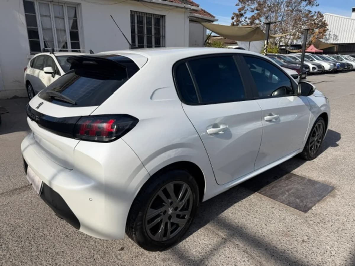 PEUGEOT 208 ACTIVE 1.2 2022 - Imagen 4