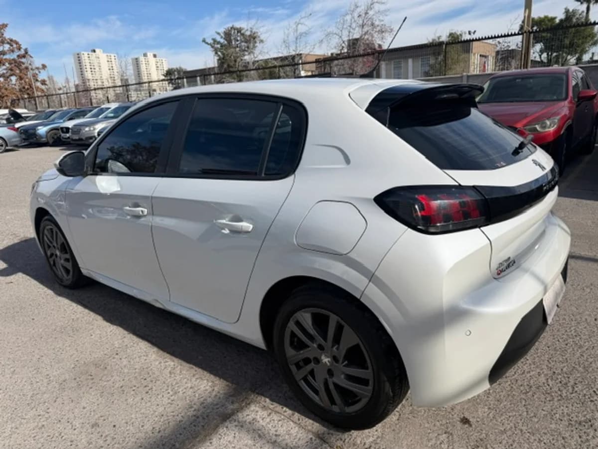 PEUGEOT 208 ACTIVE 1.2 2022 - Imagen 6