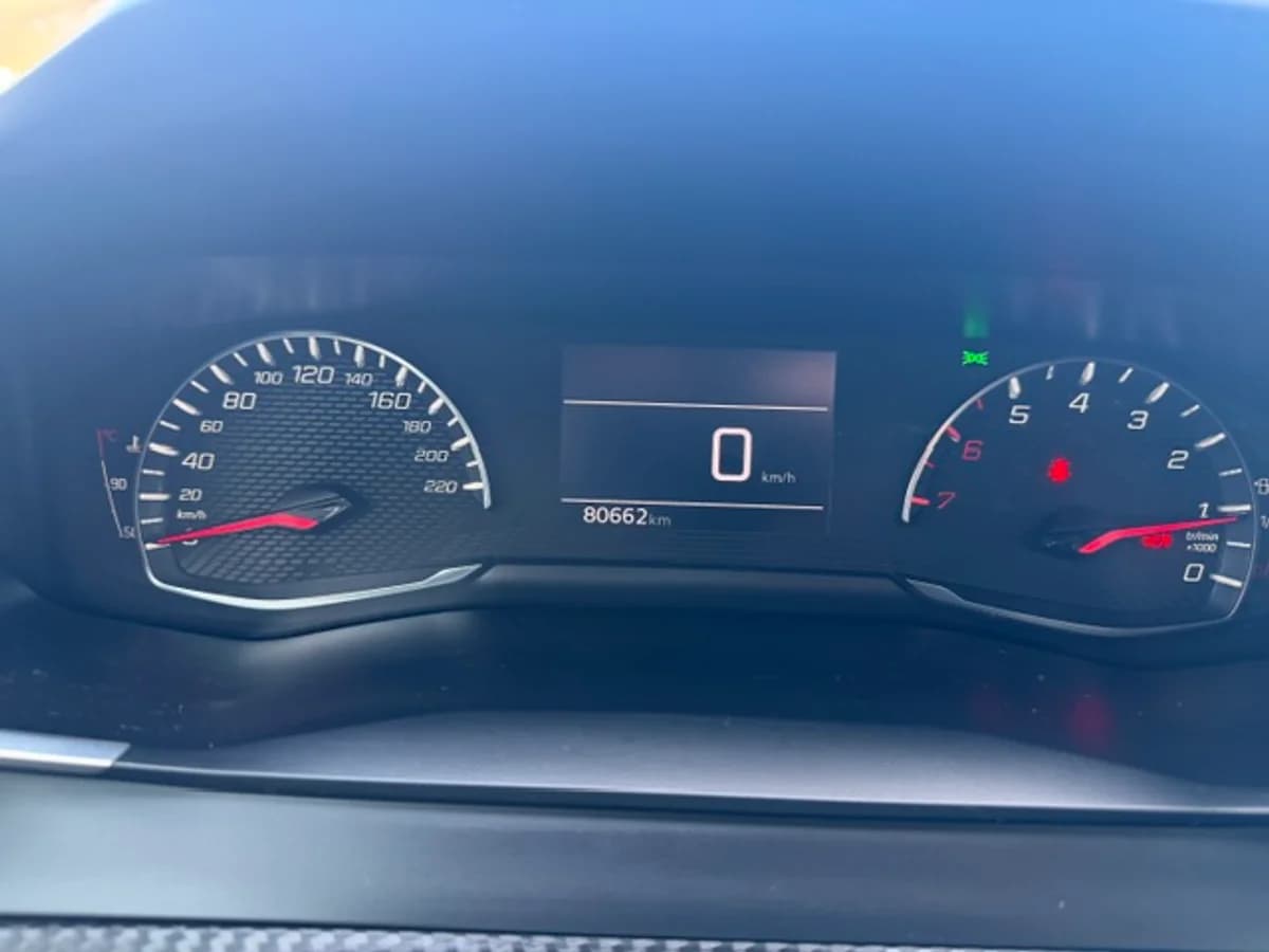 PEUGEOT 208 ACTIVE 1.2 2022 - Imagen 9