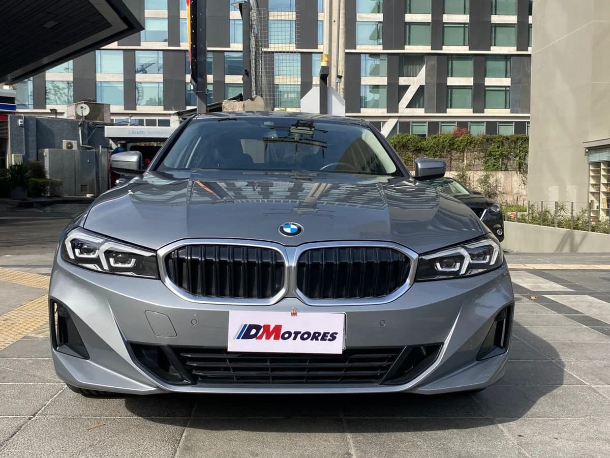 BMW 320I Urban 2023 - Imagen 2