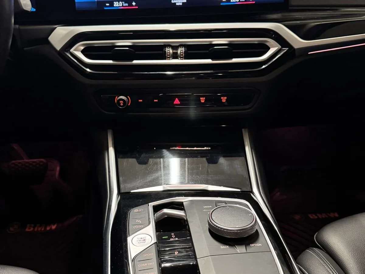 BMW 320I Urban 2023 - Imagen 12