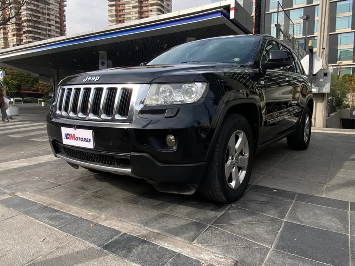 JEEP GRAND CHEROKEE LIMITED 3.0 AUT 4WD CRD 2013 - Imagen 3