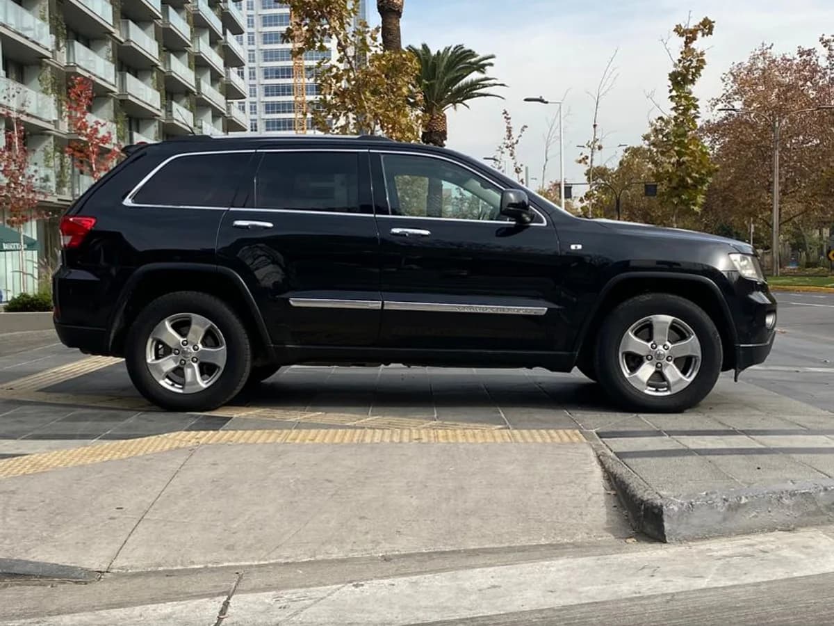 JEEP GRAND CHEROKEE LIMITED 3.0 AUT 4WD CRD 2013 - Imagen 6