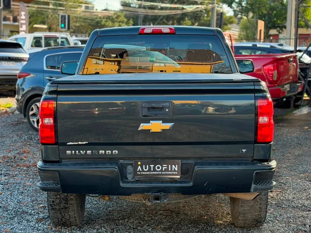 CHEVROLET SILVERADO LT RC 4WD 5.3 5.3 V8 2019 - Imagen 4