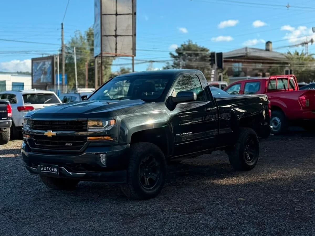 CHEVROLET SILVERADO LT RC 4WD 5.3 5.3 V8 2019 - Imagen 5