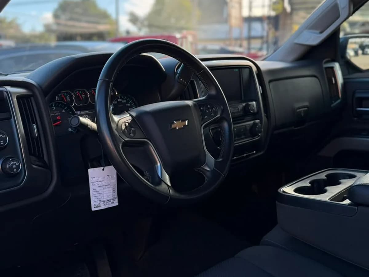 CHEVROLET SILVERADO LT RC 4WD 5.3 5.3 V8 2019 - Imagen 6