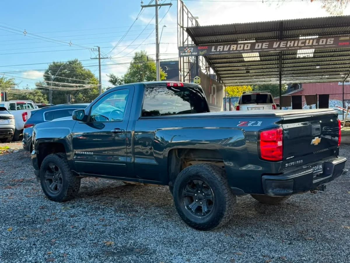 CHEVROLET SILVERADO LT RC 4WD 5.3 5.3 V8 2019 - Imagen 15