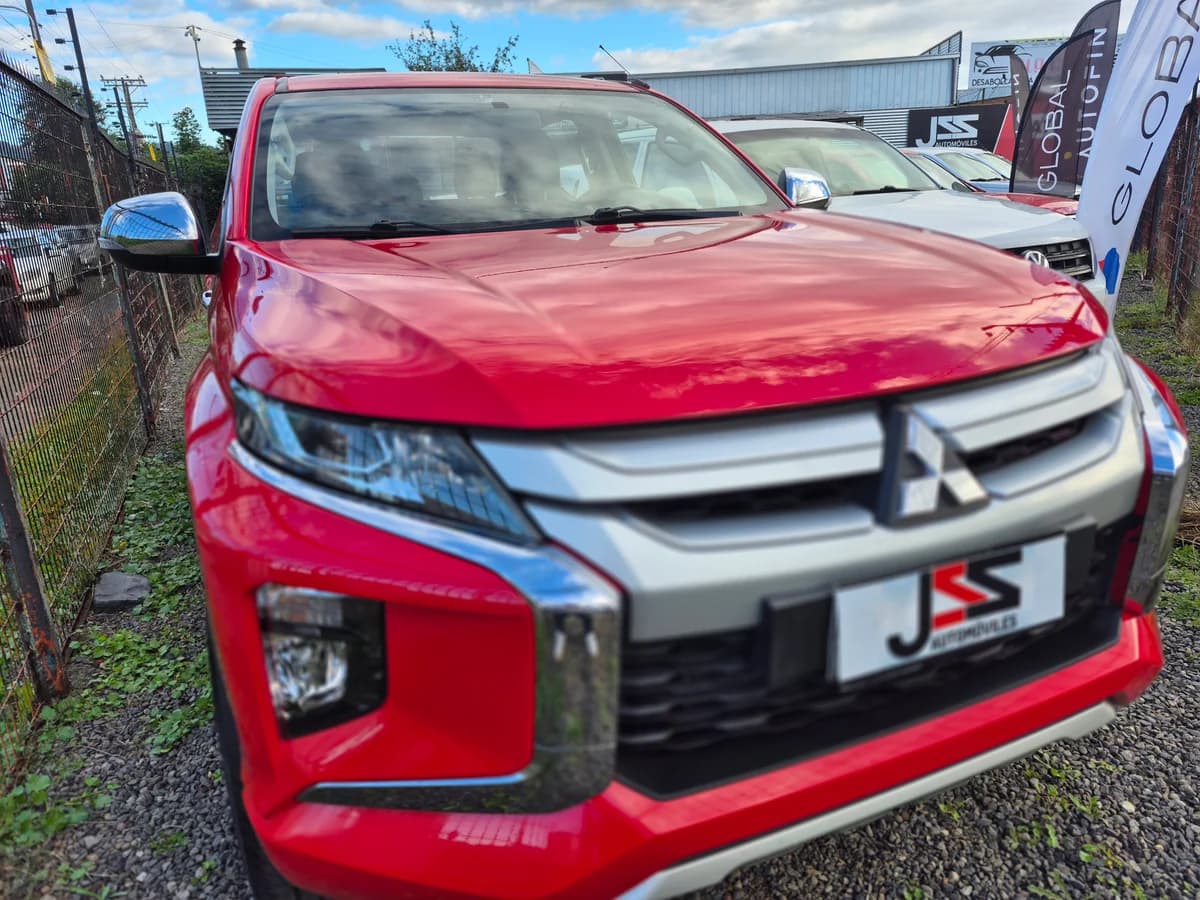MITSUBISHI L200 2.4 2022 - Imagen 2