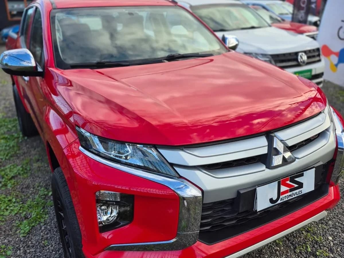 MITSUBISHI L200 2.4 2022 - Imagen 7