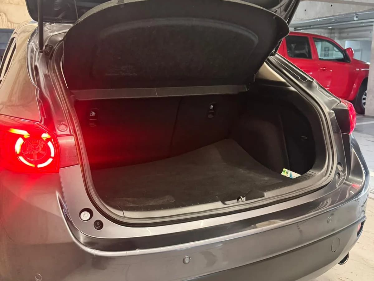 MAZDA 3 GT Sport 2.5 Skyactiv-G BOSE 2017 - Imagen 13