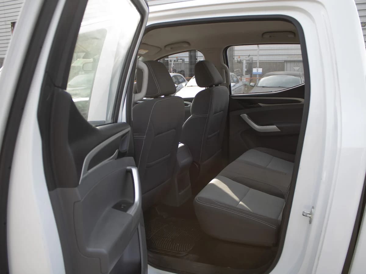 MAXUS T60 4x2 2023 - Imagen 9