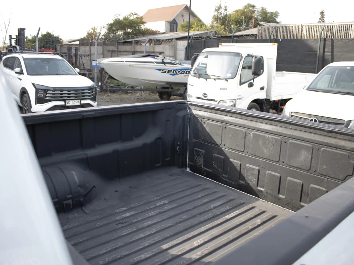 MAXUS T60 4x2 2023 - Imagen 10