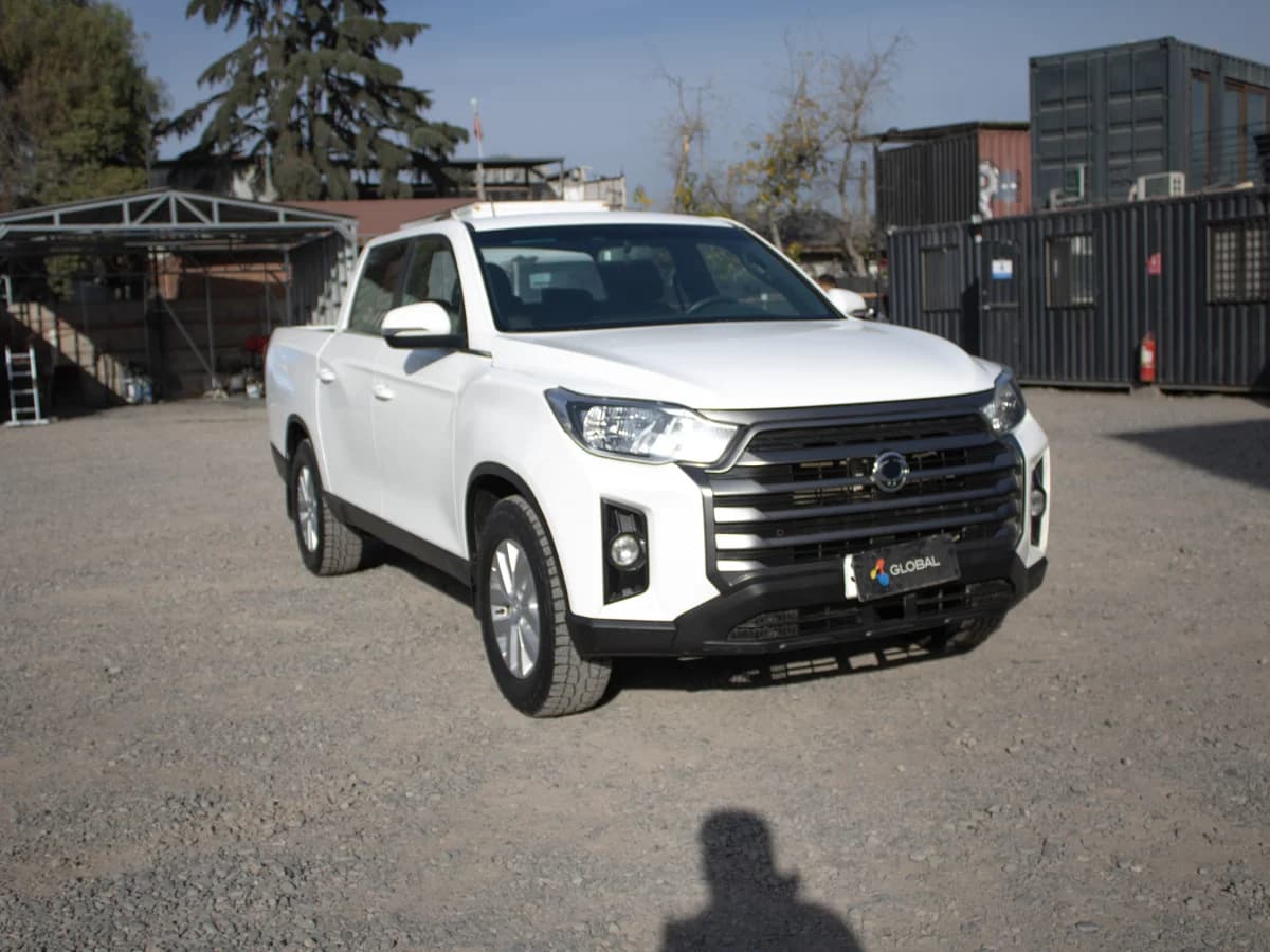 SSANGYONG MUSSO GRAND 2.2 4x2 2023 - Imagen 1
