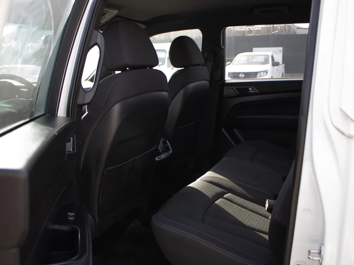 SSANGYONG MUSSO GRAND 2.2 4x2 2023 - Imagen 8