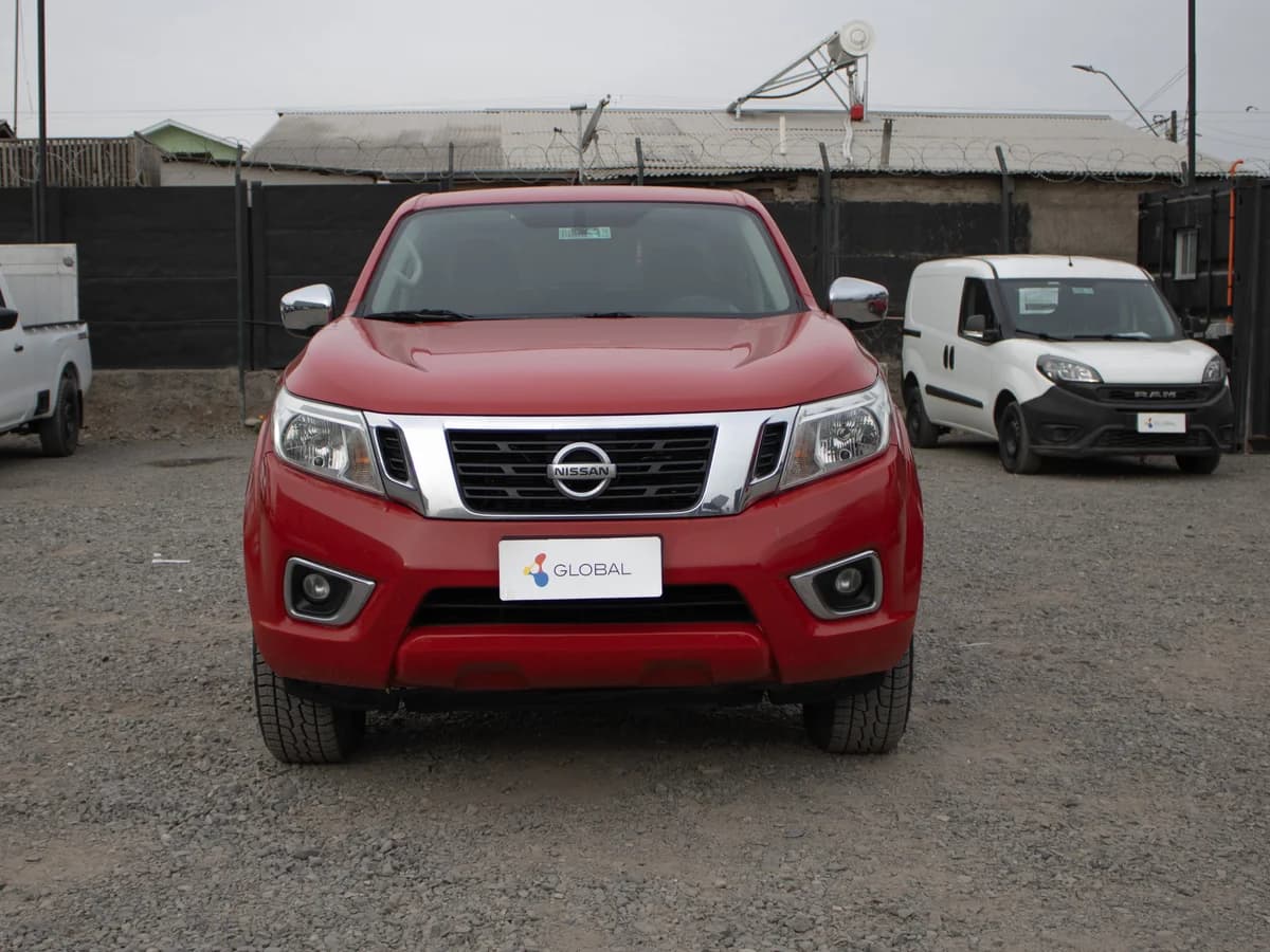 NISSAN NP300 4x4 2021 - Imagen 2