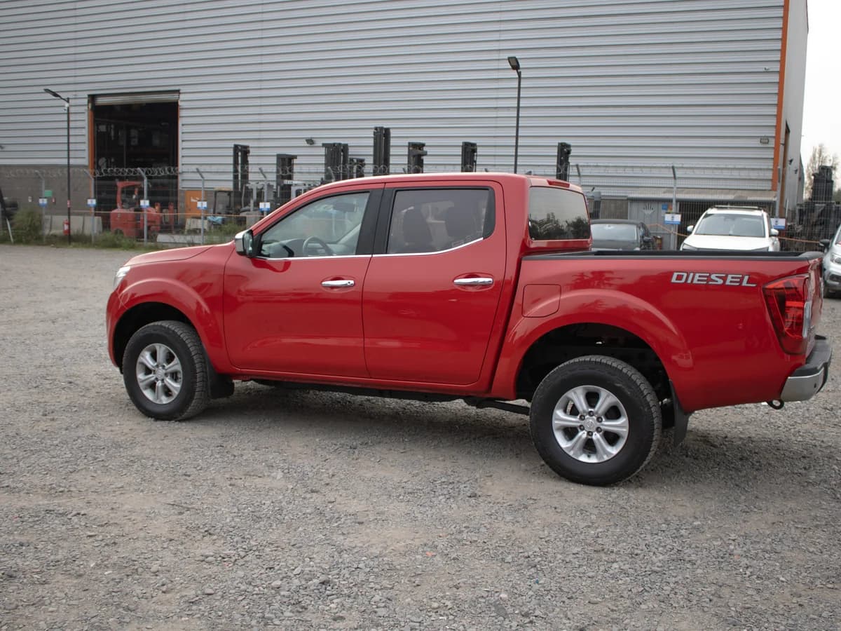 NISSAN NP300 4x4 2021 - Imagen 8