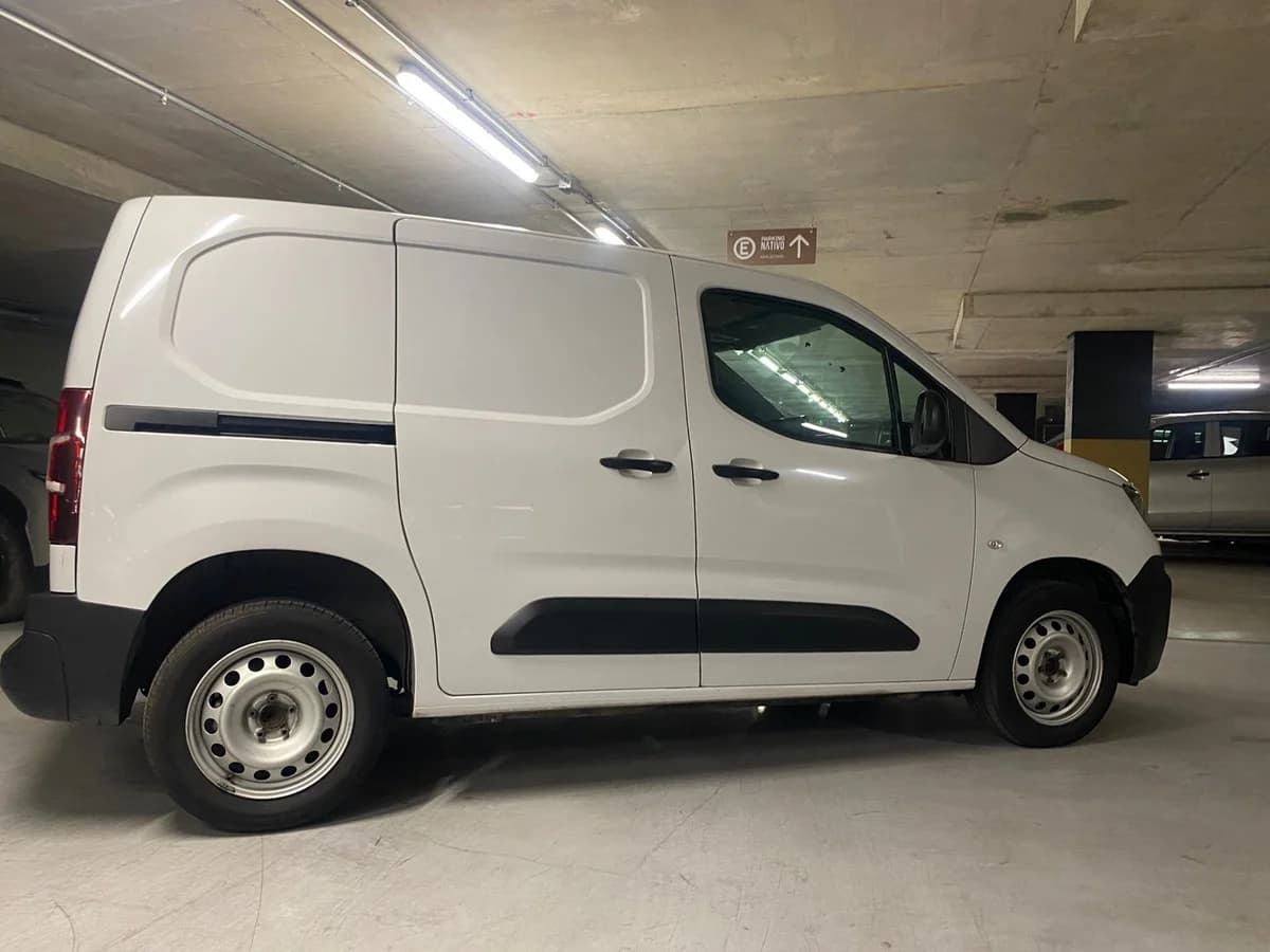 PEUGEOT PARTNER L1 BLUE HDI 100 1.5 6MT 2024 - Imagen 4