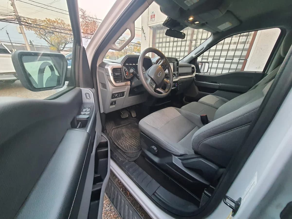 FORD F150 3.3 XLT D/C NUEVA 2022 - Imagen 7