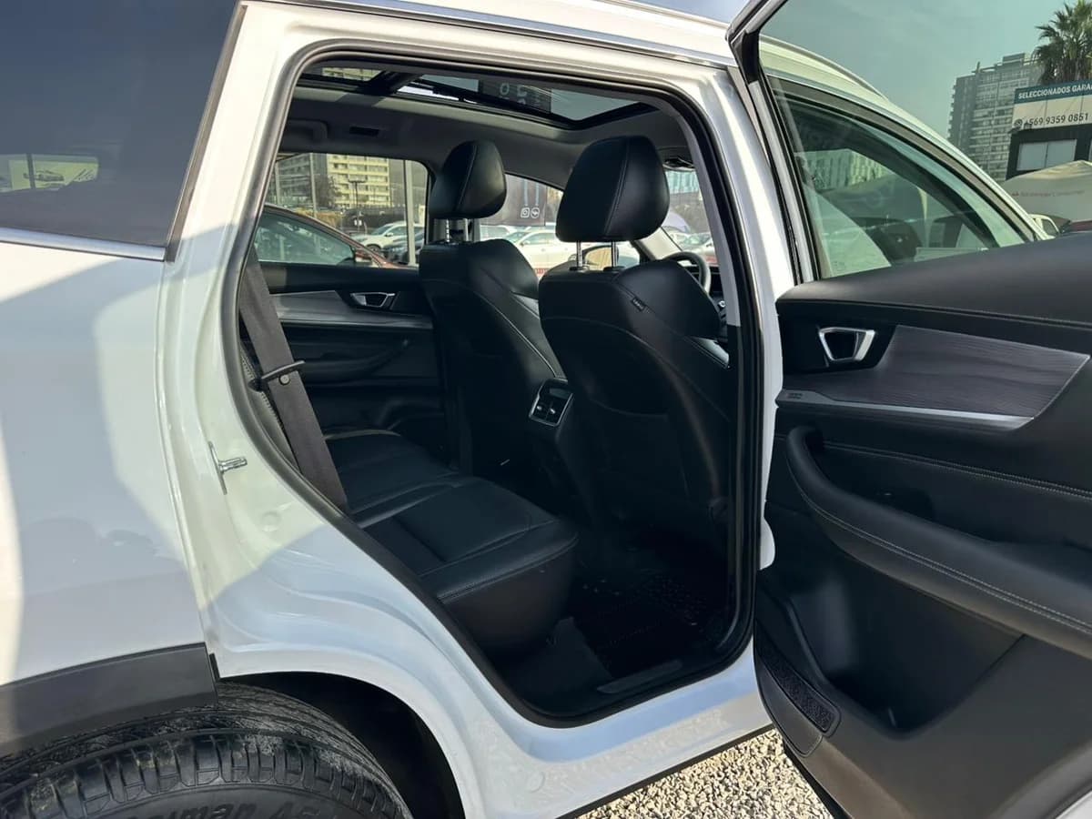 CHERY Tiggo 8 Pro 1.6 TGDI GLX 4X2 EURO5 DCT AT 5P 2023 - Imagen 2