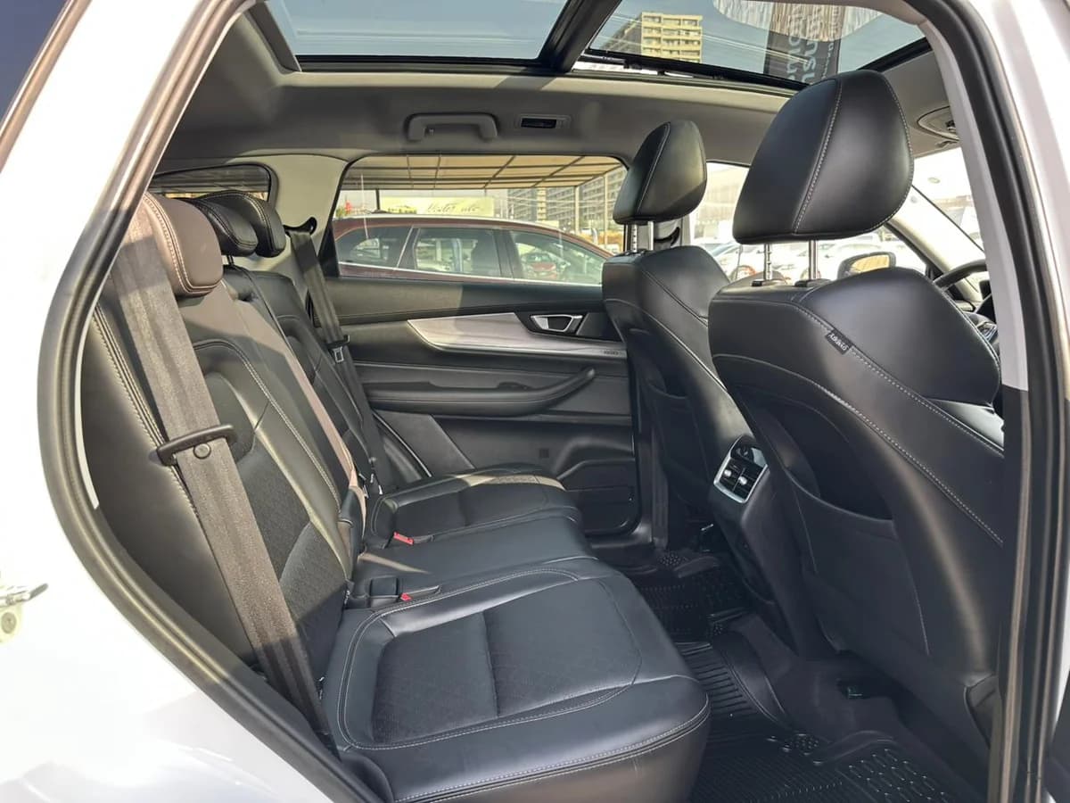 CHERY Tiggo 8 Pro 1.6 TGDI GLX 4X2 EURO5 DCT AT 5P 2023 - Imagen 8