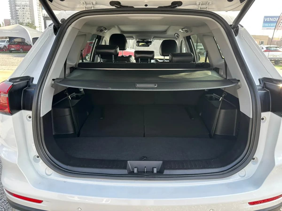 CHERY Tiggo 8 Pro 1.6 TGDI GLX 4X2 EURO5 DCT AT 5P 2023 - Imagen 13