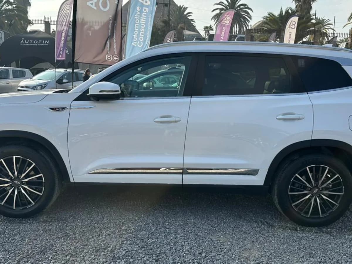 CHERY Tiggo 8 Pro 1.6 TGDI GLX 4X2 EURO5 DCT AT 5P 2023 - Imagen 15