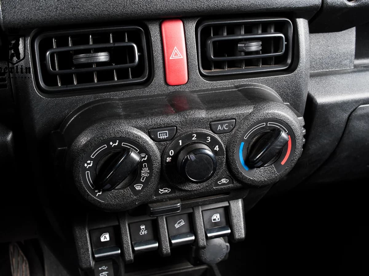 SUZUKI Jimny GL MT 2024 - Imagen 15