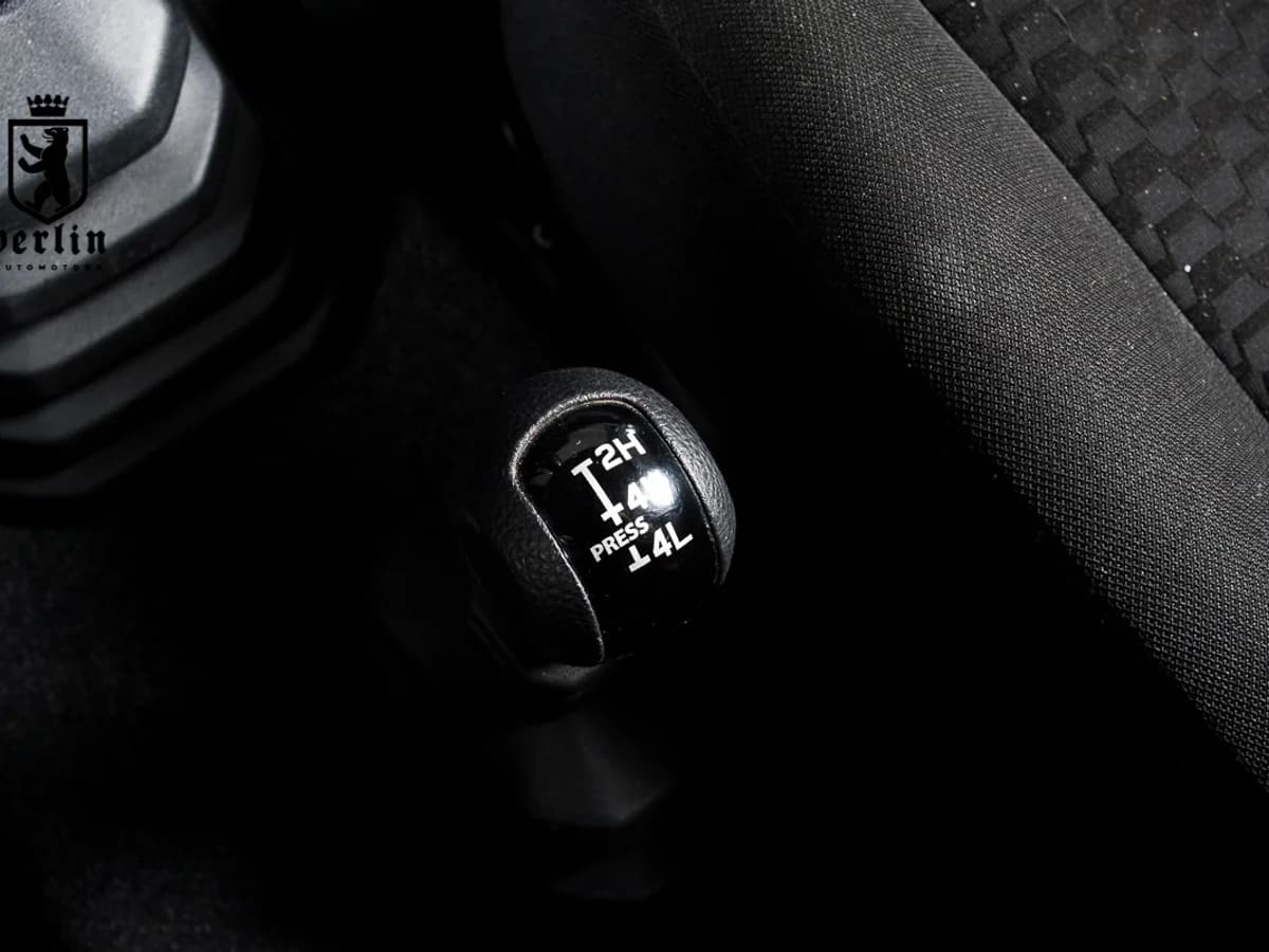 SUZUKI Jimny GL MT 2024 - Imagen 17