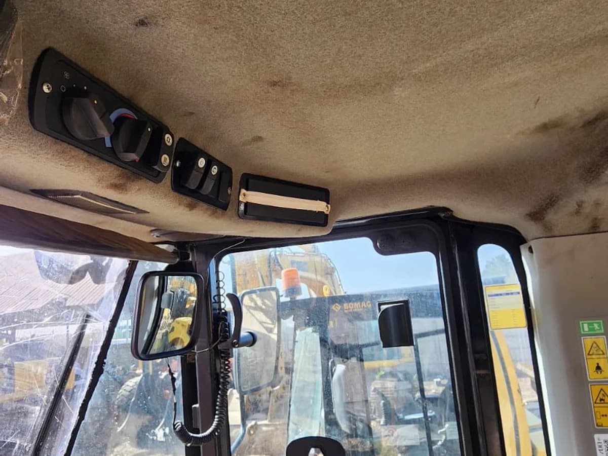 Caterpillar CS54B 2019 - Imagen 9
