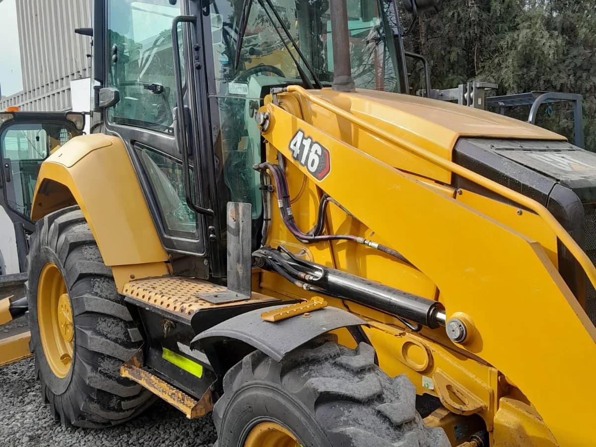 Caterpillar 416 2022 - Imagen 1