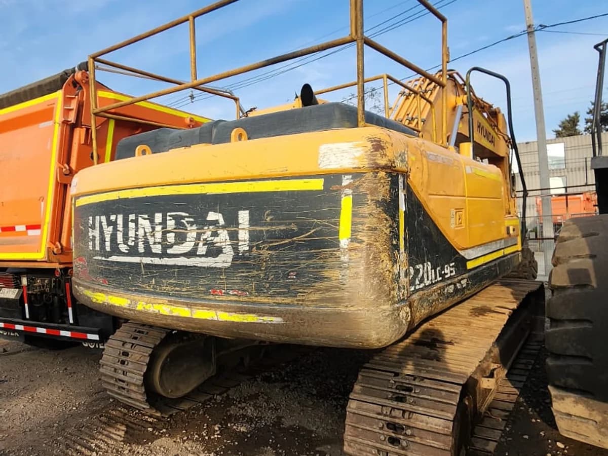 HYUNDAI ROBEX 220 2018 - Imagen 6
