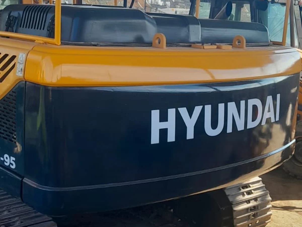 HYUNDAI ROBEX 220 2018 - Imagen 6